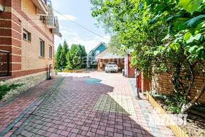 Дом 140м², 2-этажный, на длительный срок, 