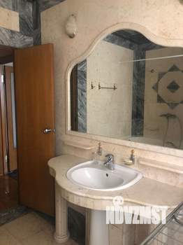 Дом 350м², 3-этажный, посуточно, 