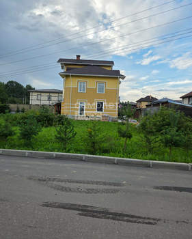 Дом 380м², 3-этажный, участок 16 сот.  