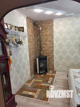 Дом 216м², 3-этажный, участок 6 сот.  