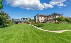 Дом 415м², 2-этажный, участок 22 сот.  