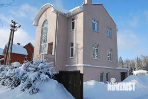Коттедж 330м², 3-этажный, участок 15 сот.  