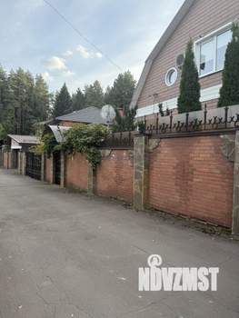 Дом 360м², 2-этажный, участок 17 сот.  