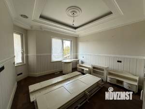 Коттедж 450м², 2-этажный, участок 15 сот.  