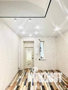 Дом 130м&sup2;, 3-этажный, участок 4 сот.  