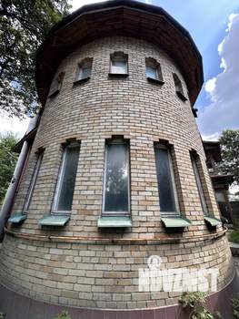 Дом 420м², 3-этажный, участок 5 сот.  