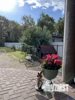 Коттедж 400м&sup2;, 4-этажный, участок 8 сот.  