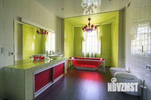 Дом 550м², 3-этажный, участок 23 сот.  