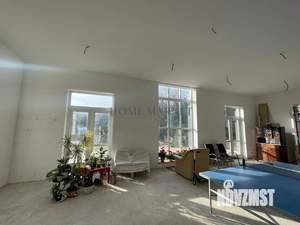 Дом 330м², 3-этажный, участок 15 сот.  