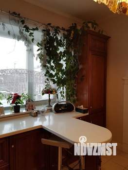 Коттедж 619м², 3-этажный, участок 32 сот.  