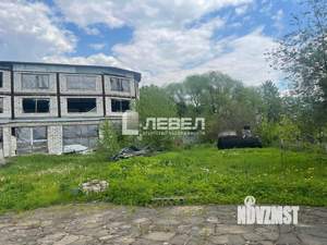 Дом 4374м², 3-этажный, участок 30 сот.  