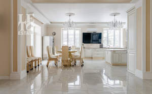 Дом 1110м², 4-этажный, участок 26 сот.  