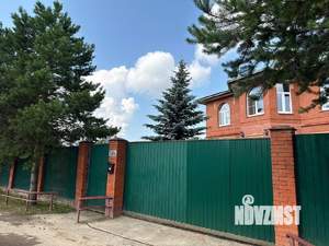 Дом 412м², 3-этажный, участок 14 сот.  