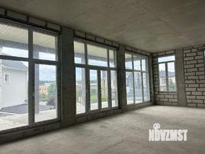 Дом 584м², 2-этажный, участок 12 сот.  