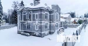 Дом 985м², 3-этажный, участок 20 сот.  