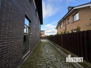 Коттедж 212м², 2-этажный, участок 6 сот.  