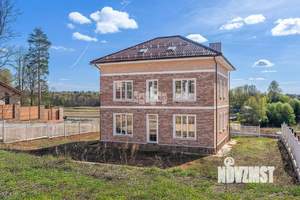 Дом 240м&sup2;, 3-этажный, участок 10 сот.  