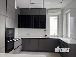 Дом 420м², 3-этажный, участок 8 сот.  