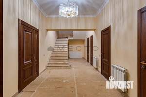 Дом 421м&sup2;, 2-этажный, участок 19 сот.  