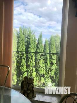 Коттедж 500м², 2-этажный, участок 12 сот.  