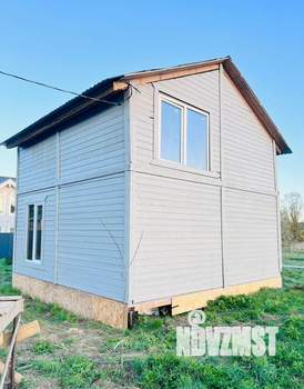 Дом 9м², 2-этажный, участок 1 сот.  