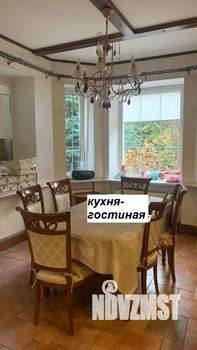 Коттедж 530м², 2-этажный, участок 20 сот.  