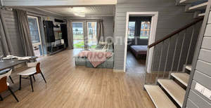 Дом 200м², 2-этажный, участок 10 сот.  