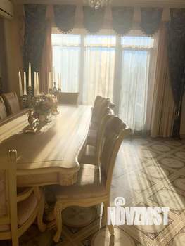 Коттедж 500м², 2-этажный, участок 12 сот.  