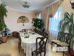 Дом 412м², 3-этажный, участок 14 сот.  