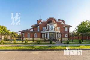 Дом 1110м², 4-этажный, участок 26 сот.  