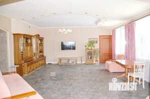 Дом 460м², 4-этажный, участок 15 сот.  