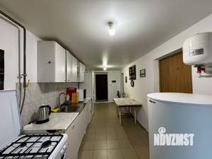 Коттедж 242м², 3-этажный, участок 13 сот.  