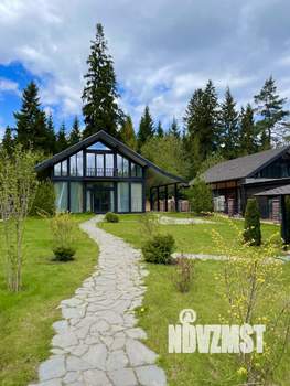 Дом 270м², 2-этажный, участок 8 сот.  