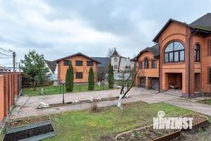 Дом 280м&sup2;, 2-этажный, участок 16 сот.  