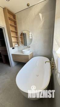 Дом 205м², 2-этажный, участок 6 сот.  