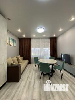 Таунхаус 145м², 3-этажный, участок 1 сот.  