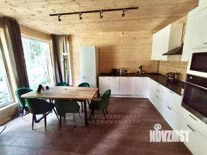 Дом 170м&sup2;, 2-этажный, участок 17 сот.  