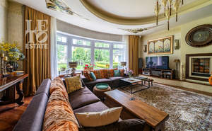Дом 850м², 3-этажный, участок 36 сот.  
