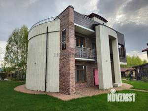 Дом 205м², 2-этажный, участок 13 сот.  