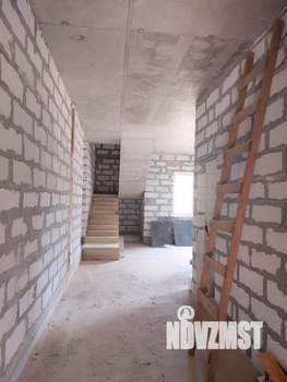 Дом 140м², 2-этажный, участок 3 сот.  