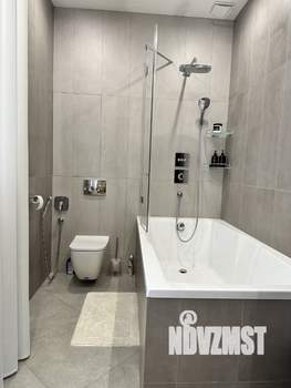 Дом 524м², 3-этажный, участок 12 сот.  