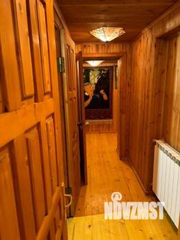 Дом 225м², 3-этажный, участок 59 сот.  