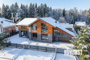 Дом 1150м², 3-этажный, участок 31 сот.  