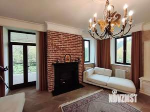 Дом 512м², 3-этажный, участок 71 сот.  