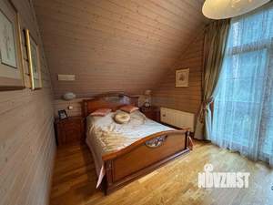 Дом 200м², 2-этажный, участок 11 сот.  