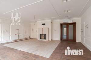 Дом 590м², 2-этажный, участок 26 сот.  