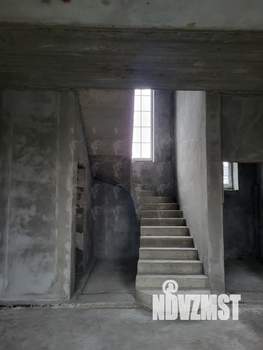Дом 160м², 2-этажный, участок 6 сот.  