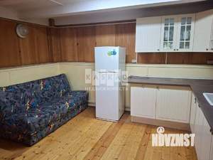 Дом 250м², 3-этажный, участок 8 сот.  