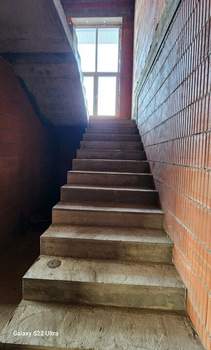 Дом 309м&sup2;, 2-этажный, участок 10 сот.  