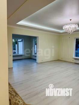 Дом 252м², 2-этажный, участок 7 сот.  